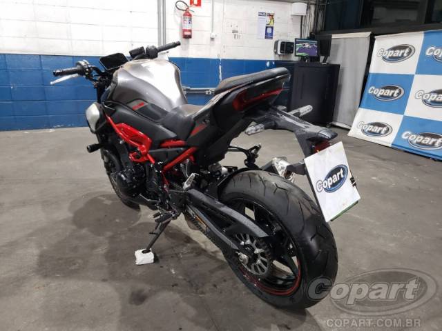2026 KAWASAKI Z900 