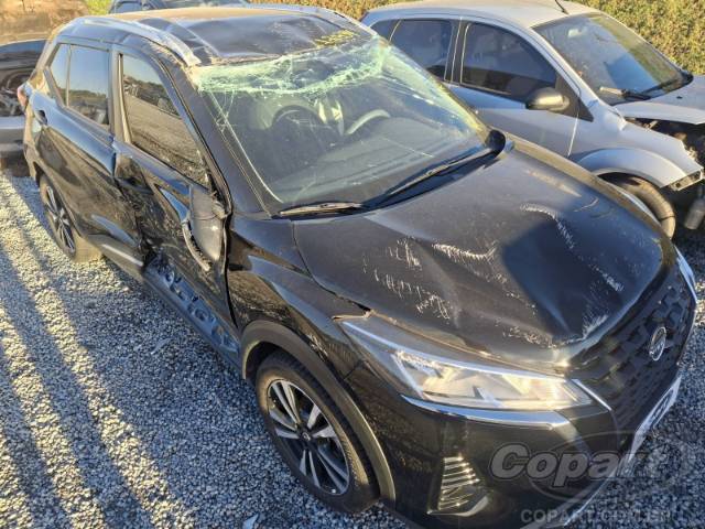 2023 NISSAN KICKS 