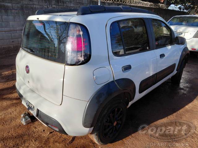 2018 FIAT UNO 