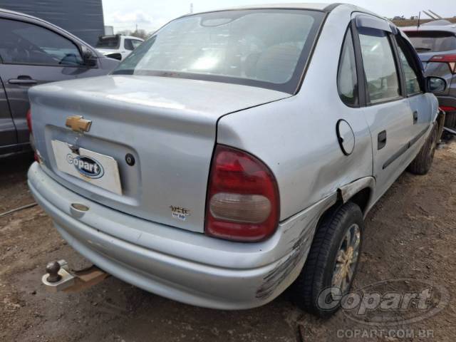 2010 CHEVROLET CLASSIC 