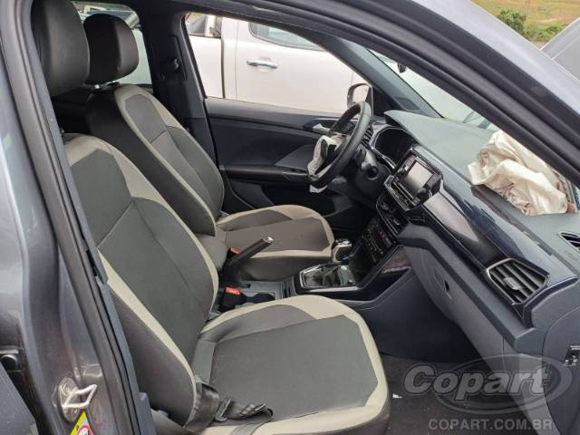 2024 VOLKSWAGEN T-CROSS 