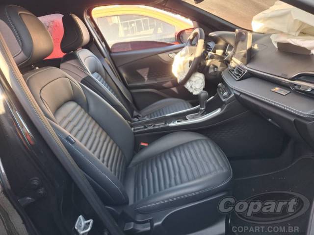 2025 FIAT FASTBACK 