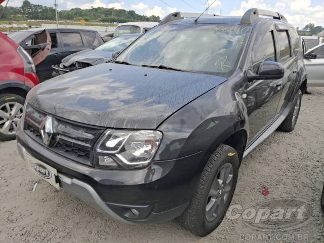 2018 RENAULT DUSTER 