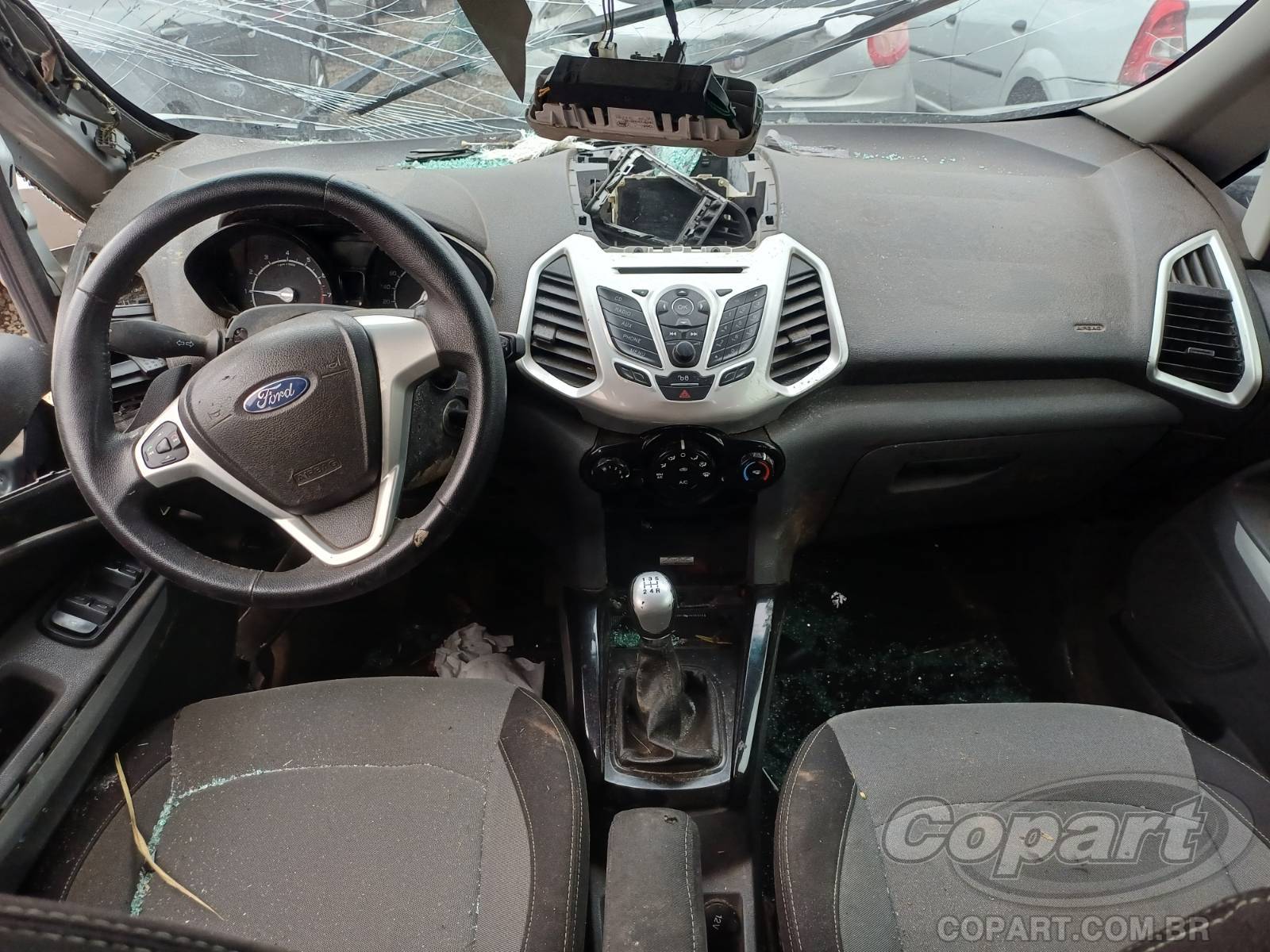 Foto 9 de 12: 2014 FORD ECOSPORT