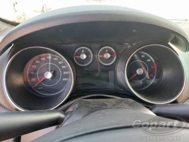 2015 FIAT PUNTO 