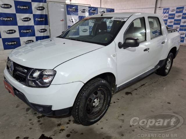 2018 RENAULT DUSTER OROCH 