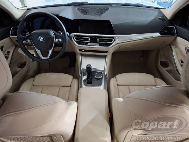 2022 BMW SERIE 3 