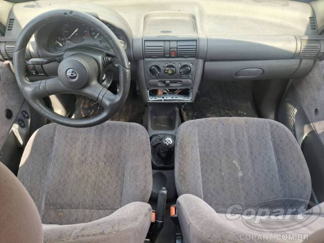 1997 CHEVROLET CORSA SEDAN 