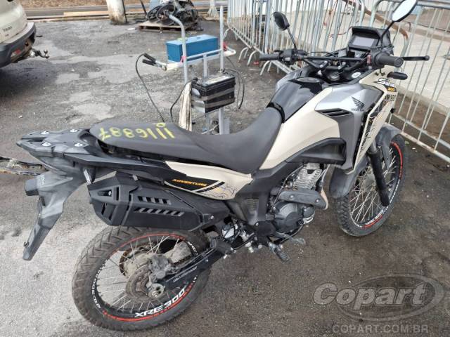 2025 HONDA XRE SAHARA 300 