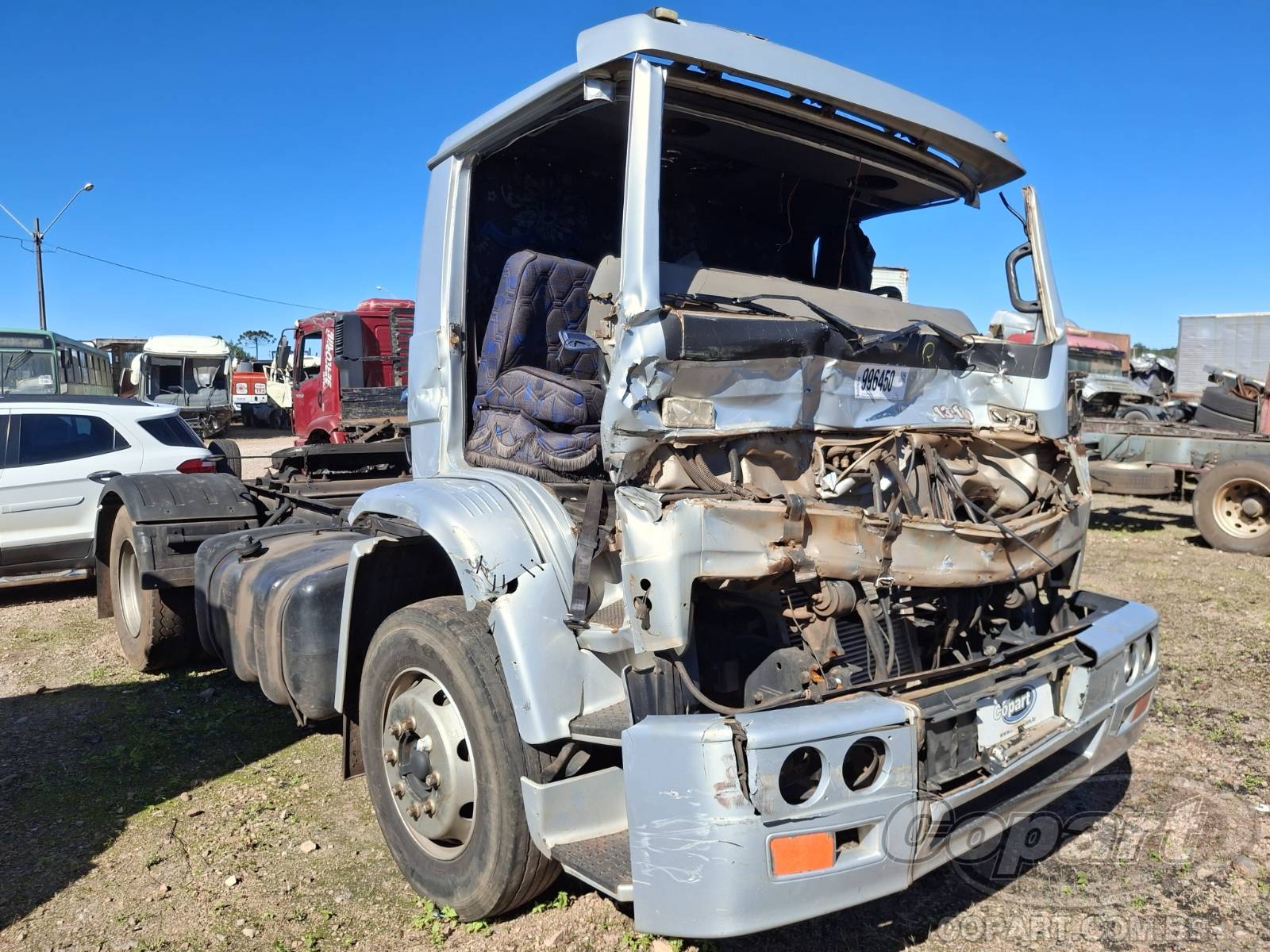 Veículo VOLKSWAGEN 13.180 2003 VOLKSWAGEN 13.180 6.4 Caminhão 2003 em leilão