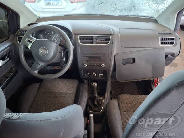 2013 VOLKSWAGEN FOX 