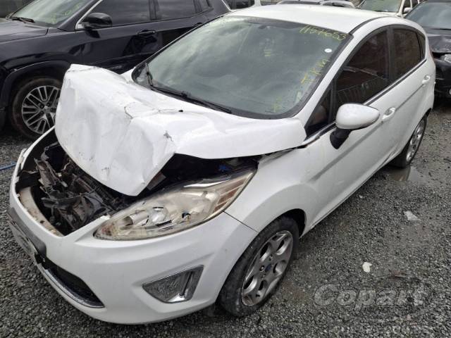2013 FORD FIESTA 