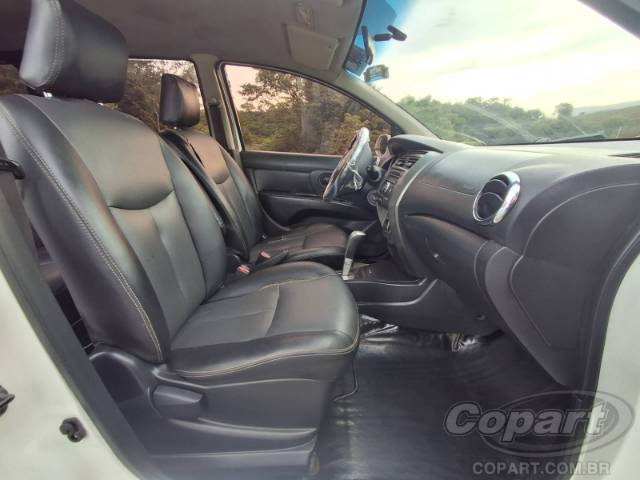 2012 NISSAN GRAND LIVINA 