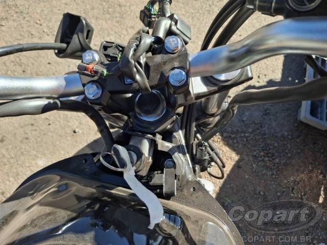 2026 HONDA CB 300F 