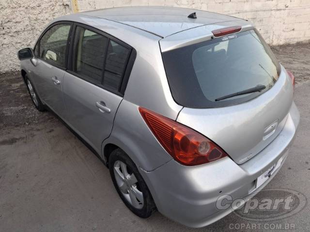 2010 NISSAN TIIDA 