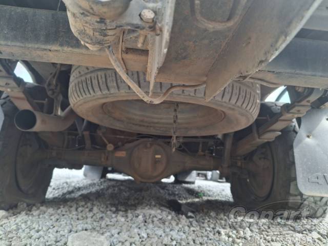 2004 TOYOTA HILUX CD 