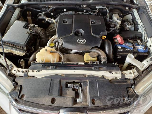 2016 TOYOTA HILUX CD 