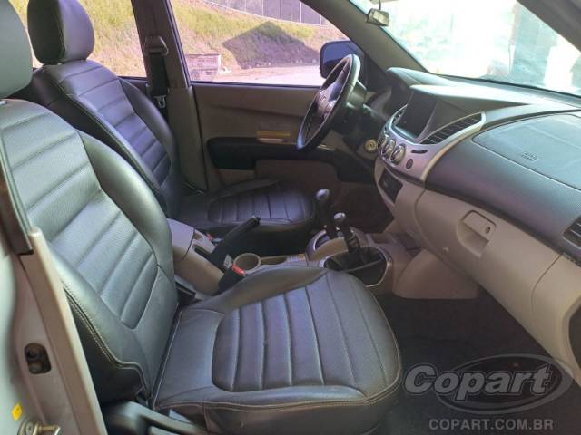 2013 MITSUBISHI L200 TRITON 