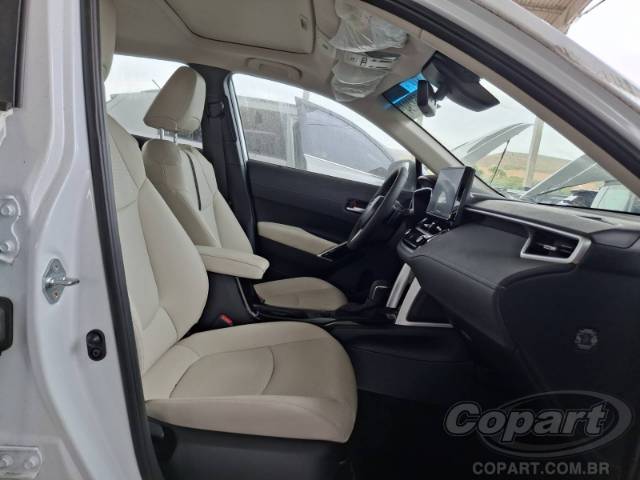 2026 TOYOTA COROLLA CROSS 