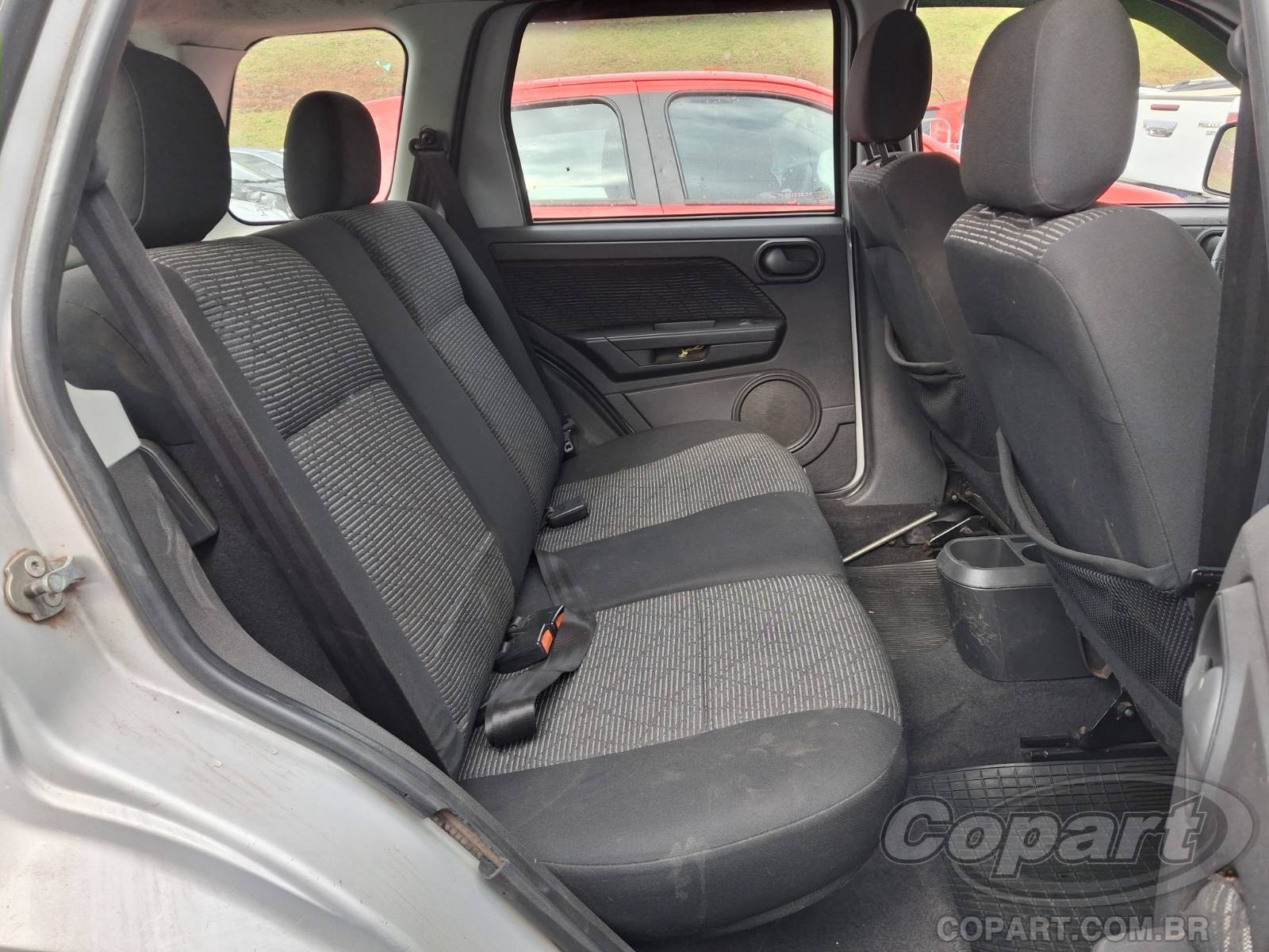 Foto 6 de 10: 2012 FORD ECOSPORT