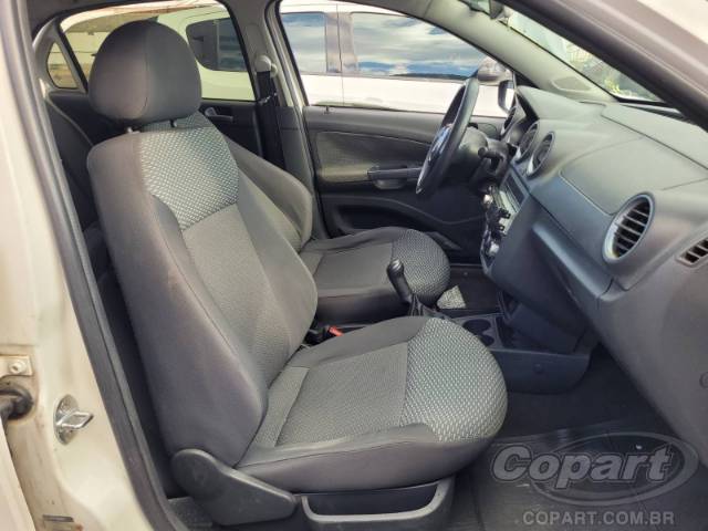 2011 VOLKSWAGEN GOL 