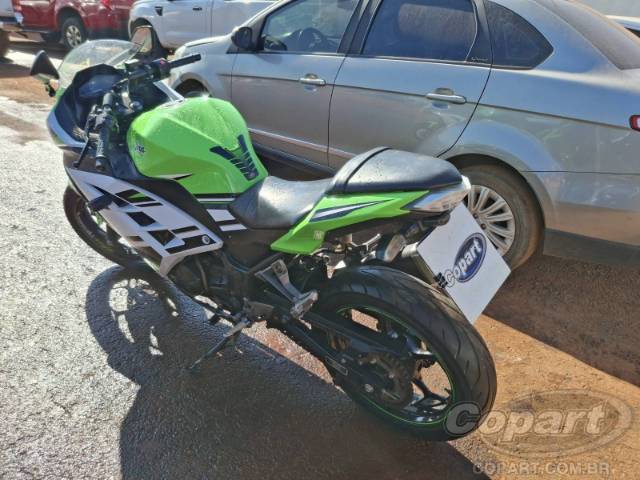 2015 KAWASAKI NINJA 300 
