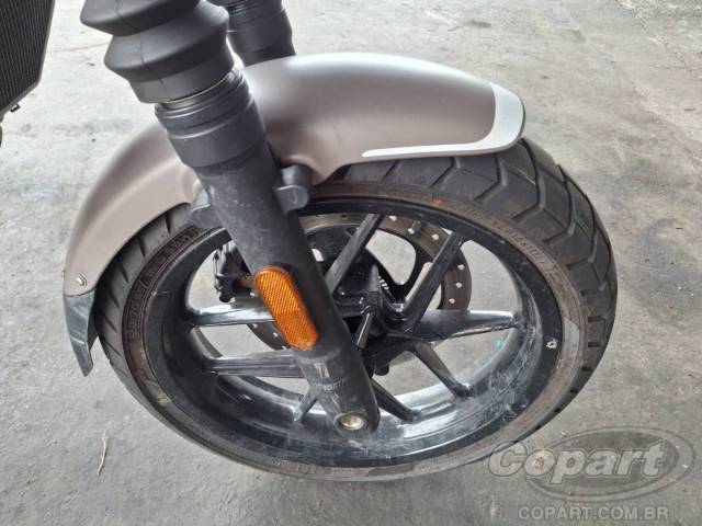 2026 ROYAL ENFIELD Guerrilla 