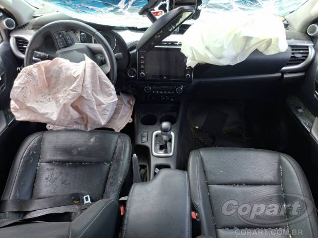 2021 TOYOTA HILUX CD 