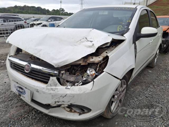 2014 FIAT GRAND SIENA 