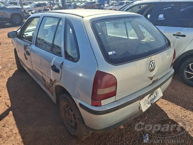 2002 VOLKSWAGEN GOL 