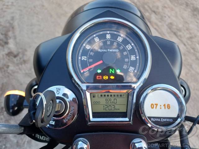 2026 ROYAL ENFIELD CLASSIC 