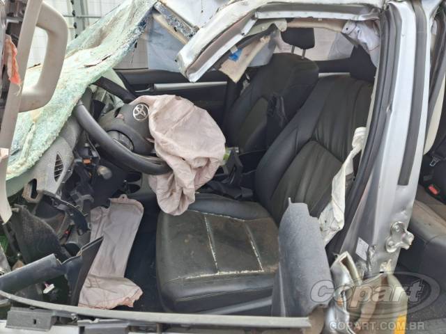 2022 TOYOTA HILUX CD 