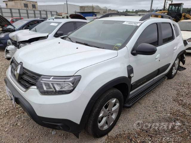 2025 RENAULT DUSTER 