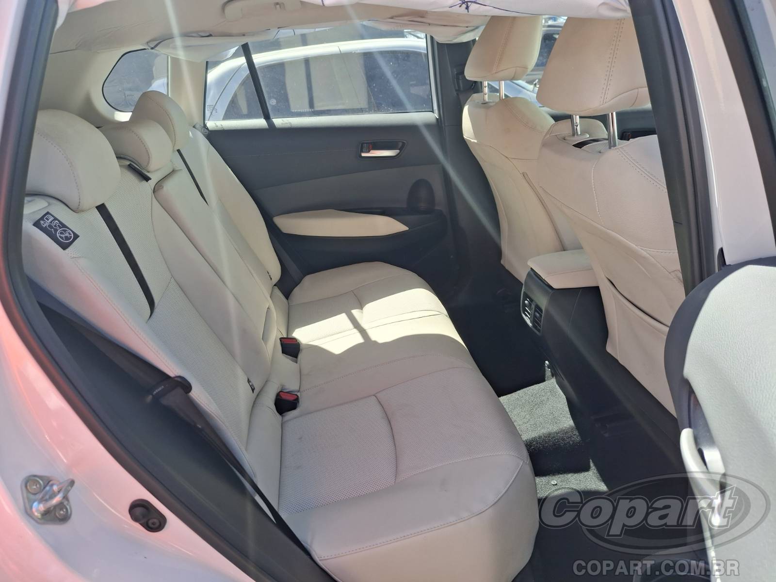 2026 TOYOTA COROLLA CROSS — foto 6 de 11