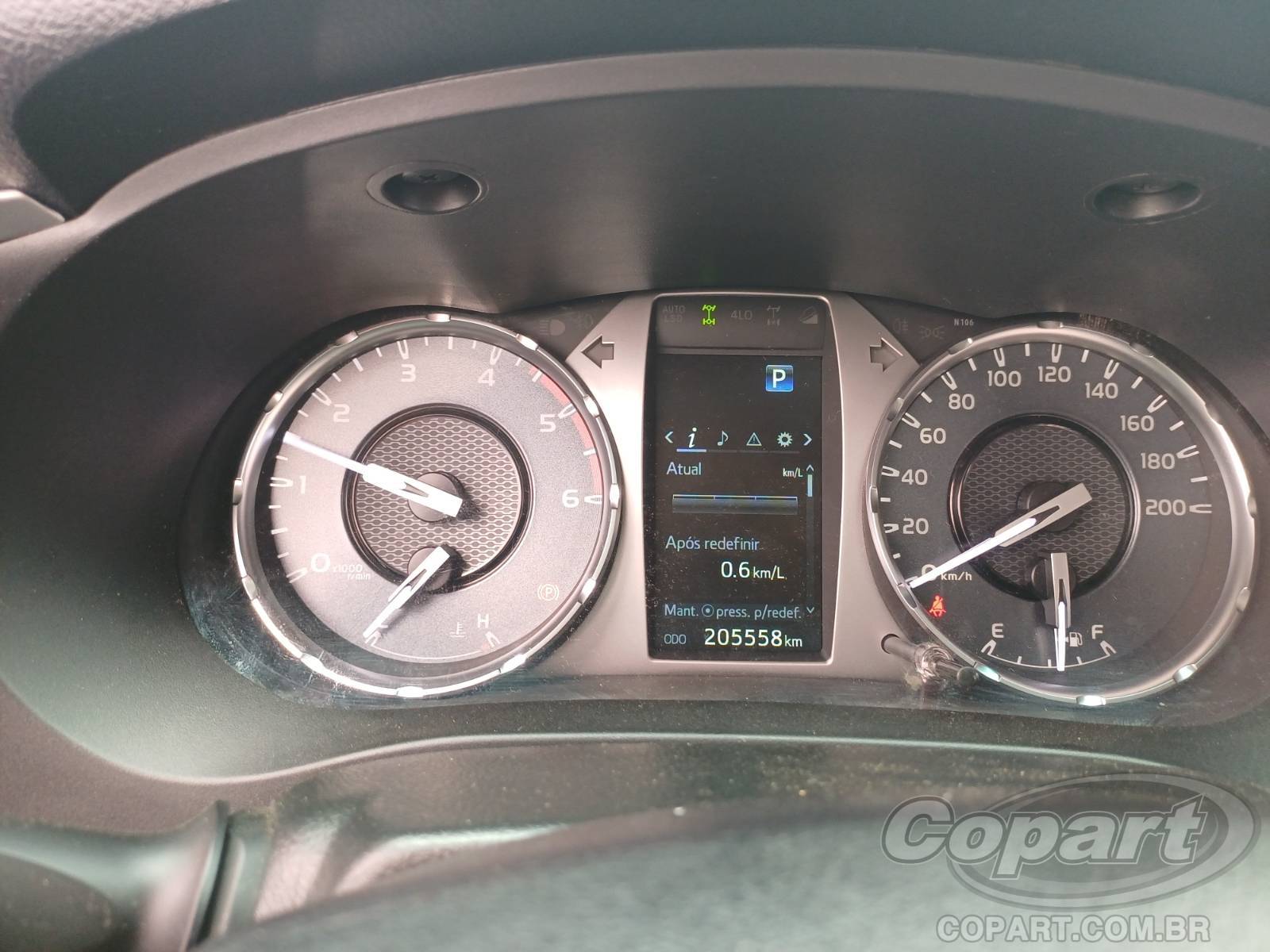2022 TOYOTA HILUX CD — foto 8 de 11