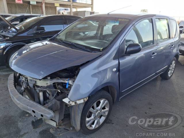 2013 NISSAN LIVINA 