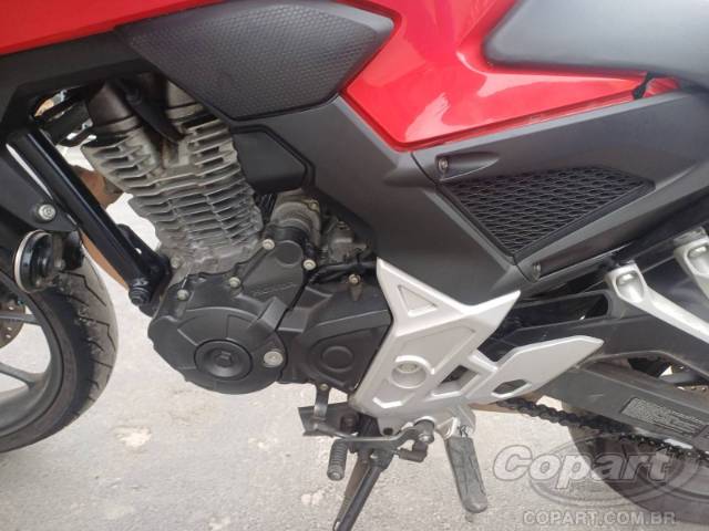2024 HONDA CB 300F 