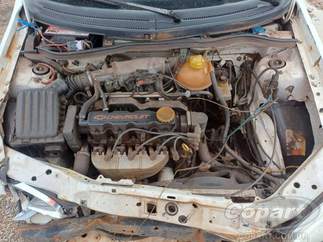 2001 CHEVROLET CORSA 