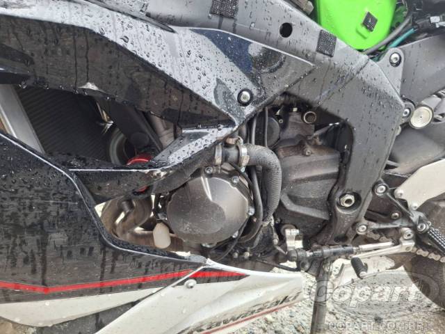 2023 KAWASAKI NINJA ZX-6R 