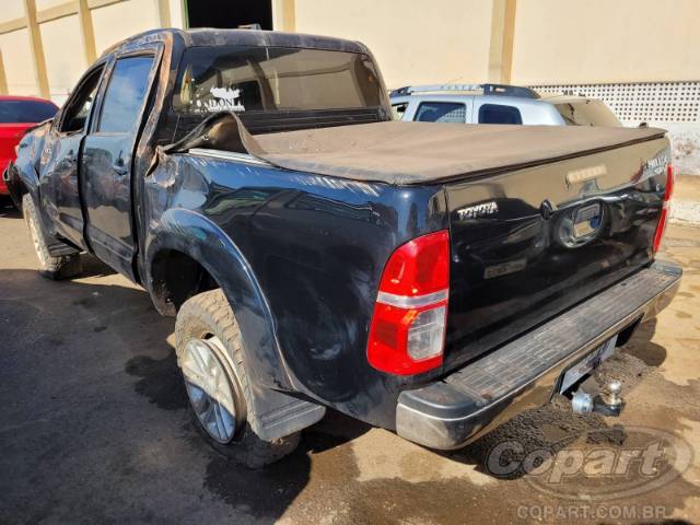 2014 TOYOTA HILUX CD 