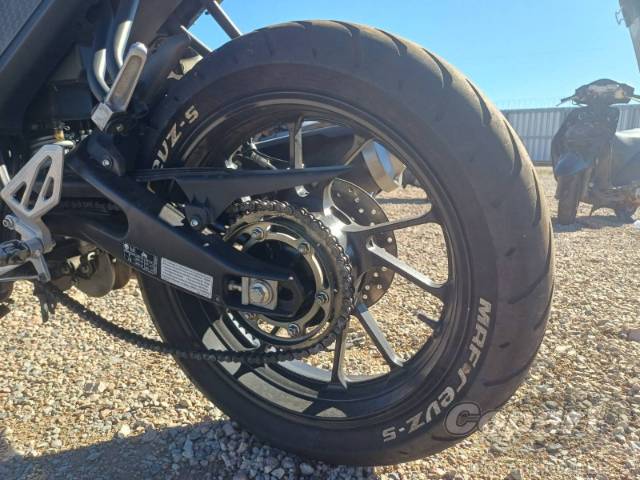 2025 YAMAHA YZF R15 