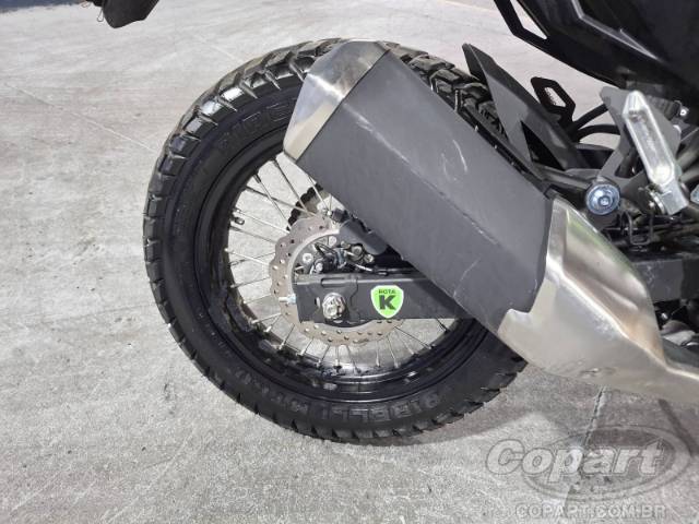 2025 KAWASAKI VERSYS-X 