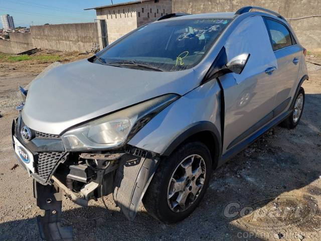 2015 HYUNDAI HB20 