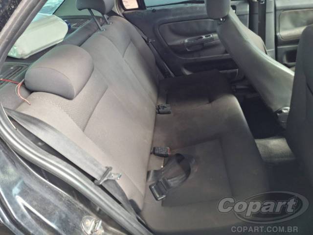 2011 VOLKSWAGEN VOYAGE 