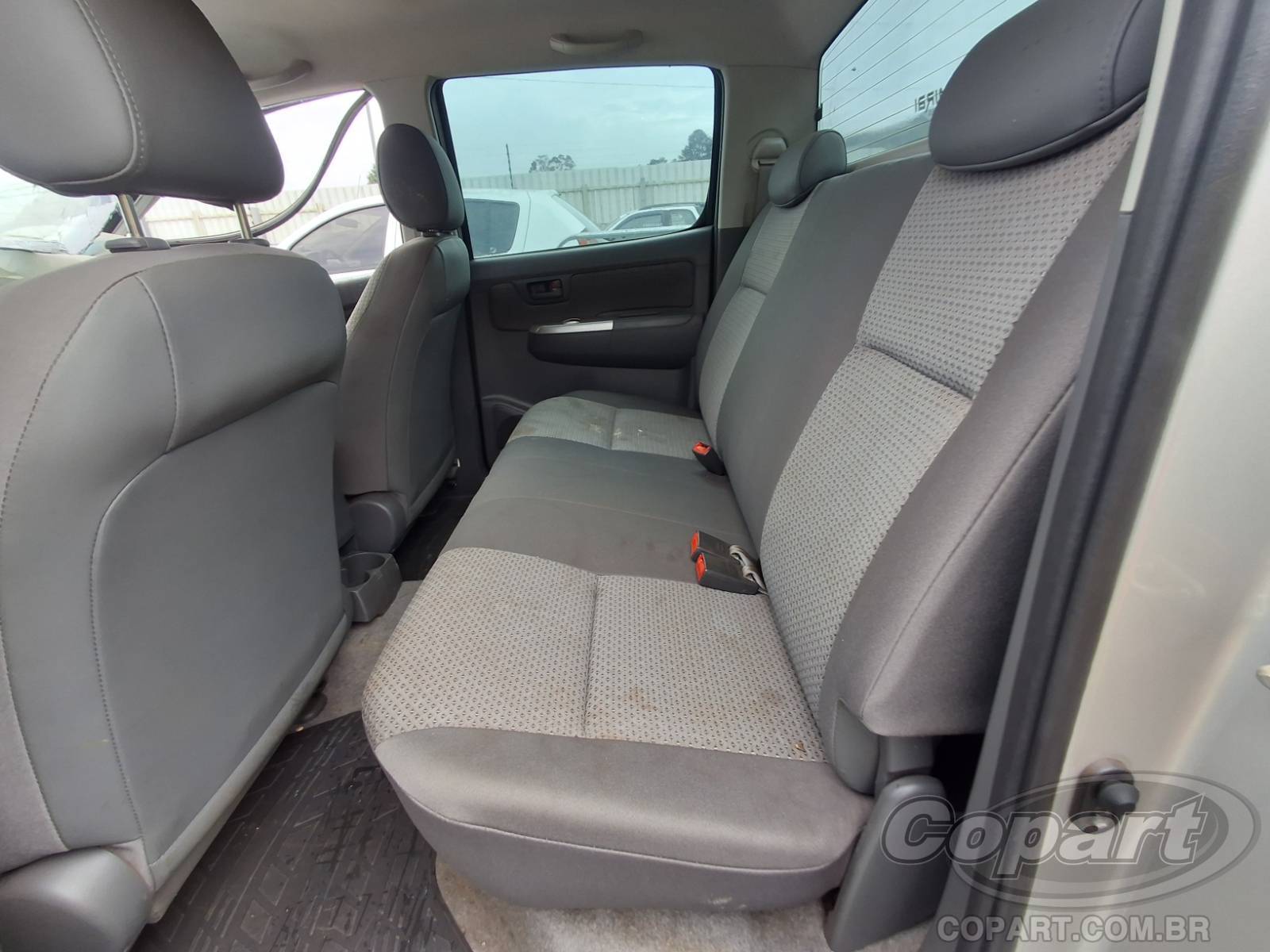 2013 TOYOTA HILUX CD — foto 6 de 15