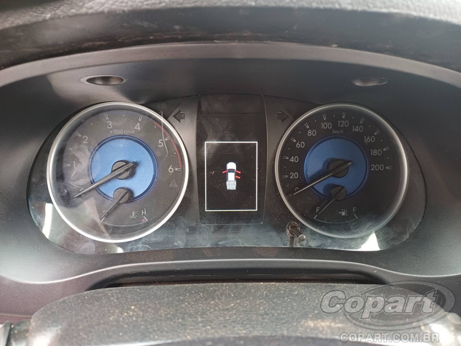 Foto 8 de 10: 2018 TOYOTA HILUX CD