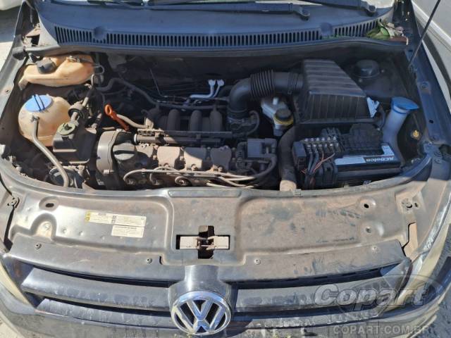 2014 VOLKSWAGEN FOX 