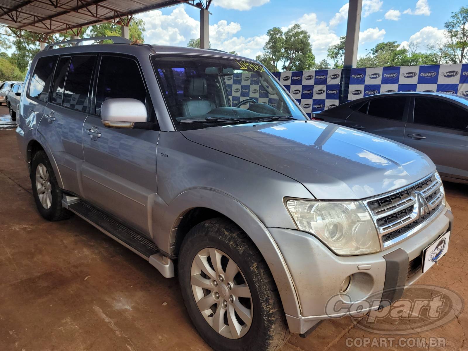 Veículo Mitsubishi Pajero Mitsubishi Pajero Full HPE 3.2 Turbo 2011 2011 em leilão