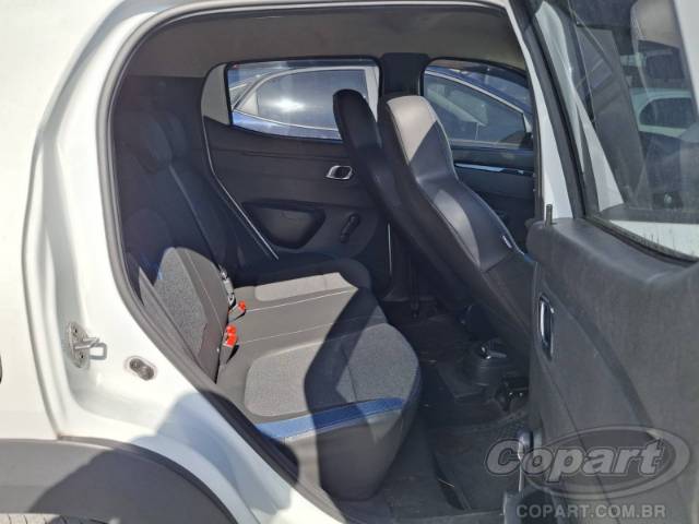 2025 RENAULT KWID 