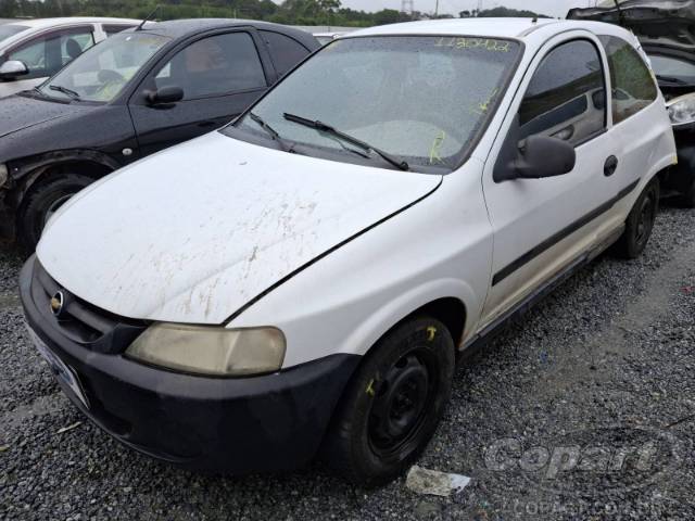 2001 CHEVROLET CELTA 